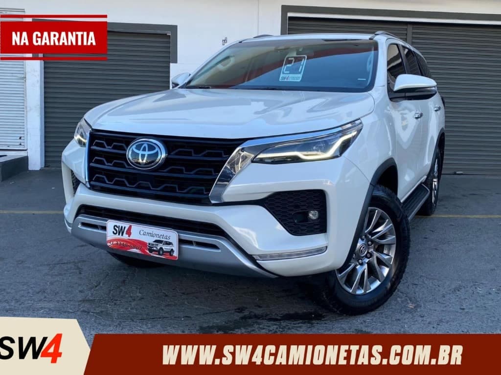 Toyota Hilux SW4 SRX TOP