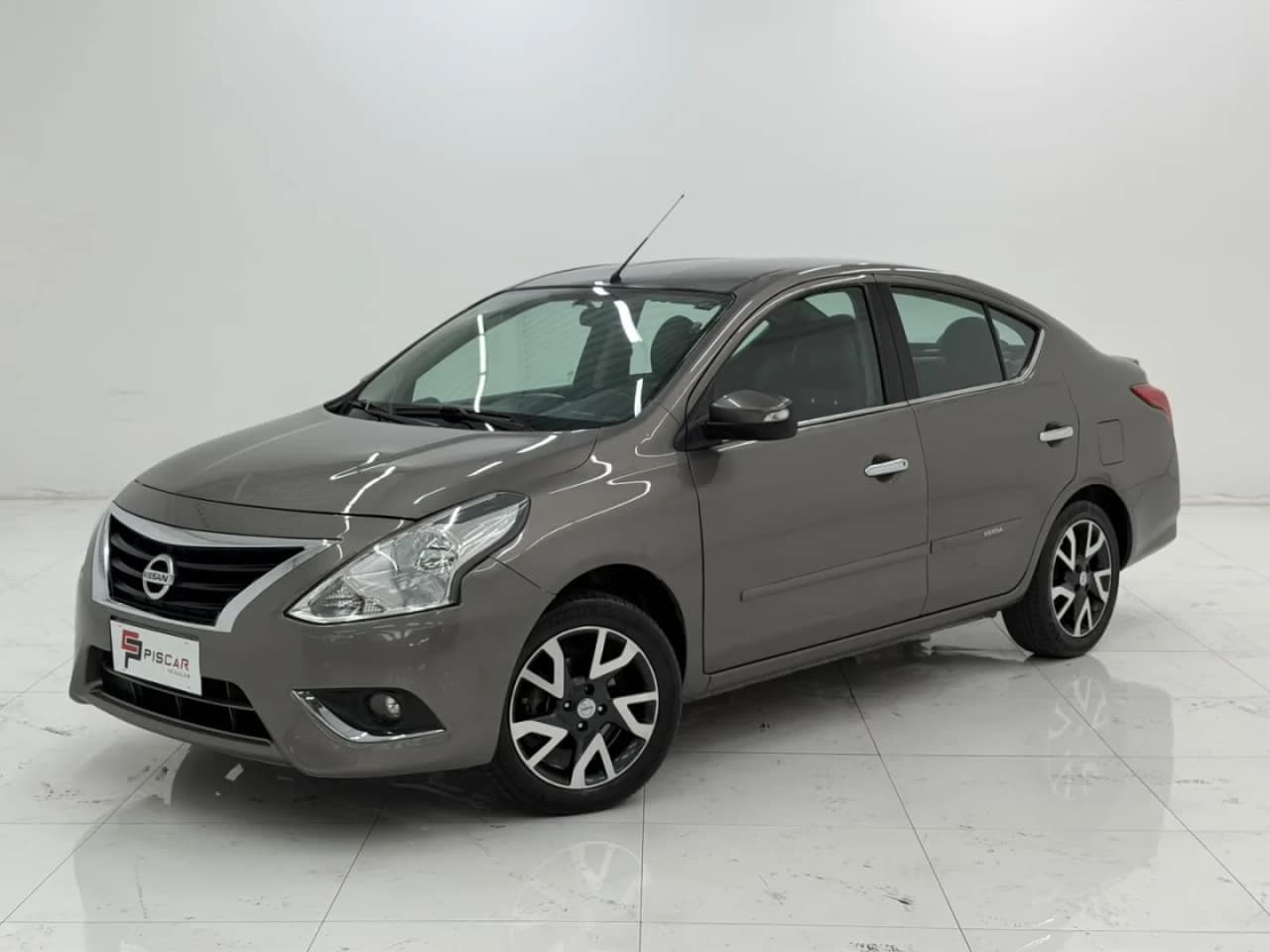Nissan Versa 1.6 16V FLEX SL 4P XTRONIC