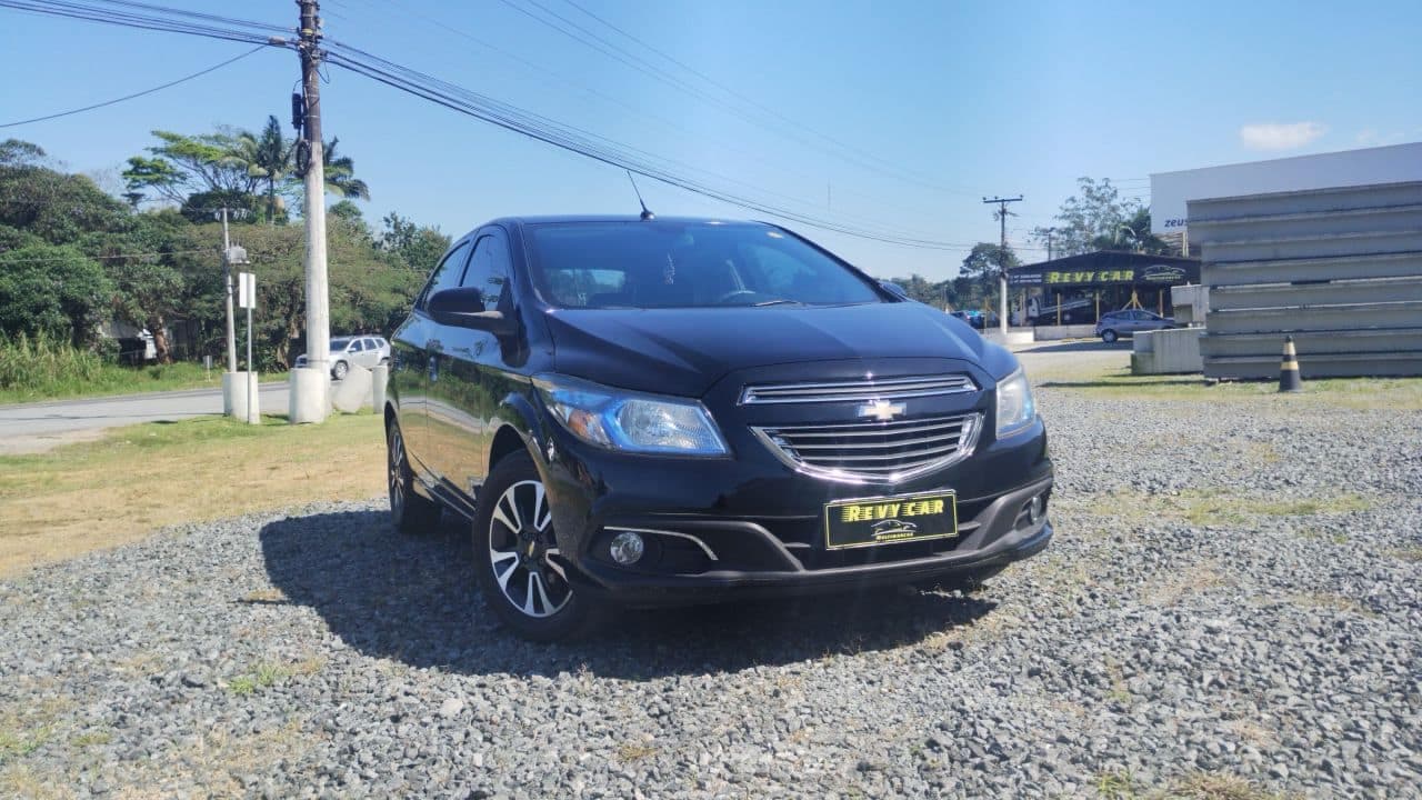 Chevrolet Onix HATCH LTZ 1.4 8V FlexPower 5p Mec.