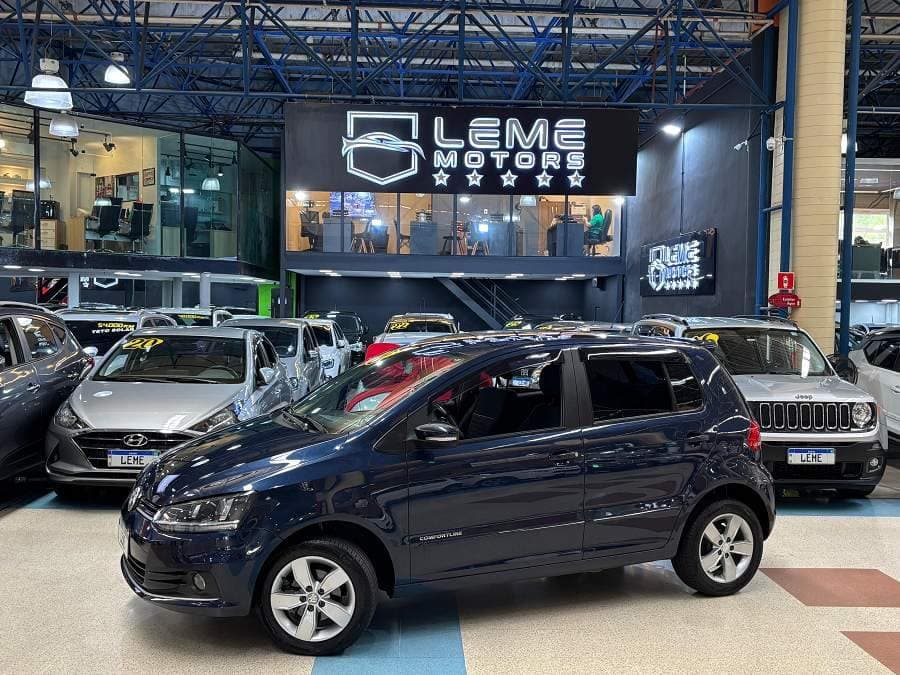 Volkswagen Fox COMFORTILINE 1.6 *BAIXA QUILOMETRAGEM *