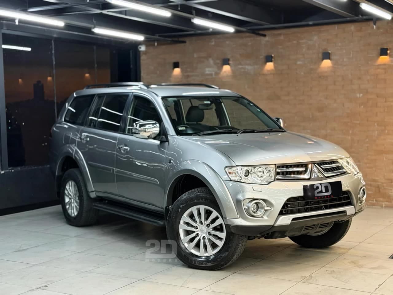 Mitsubishi Pajero 3.5 HPE 7 LUGARES 4X4 V6 24V FLEX 4P AUTOMÁTICO