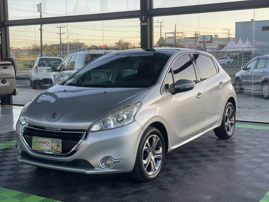 Peugeot 208 1.6 GRIFFE 16V