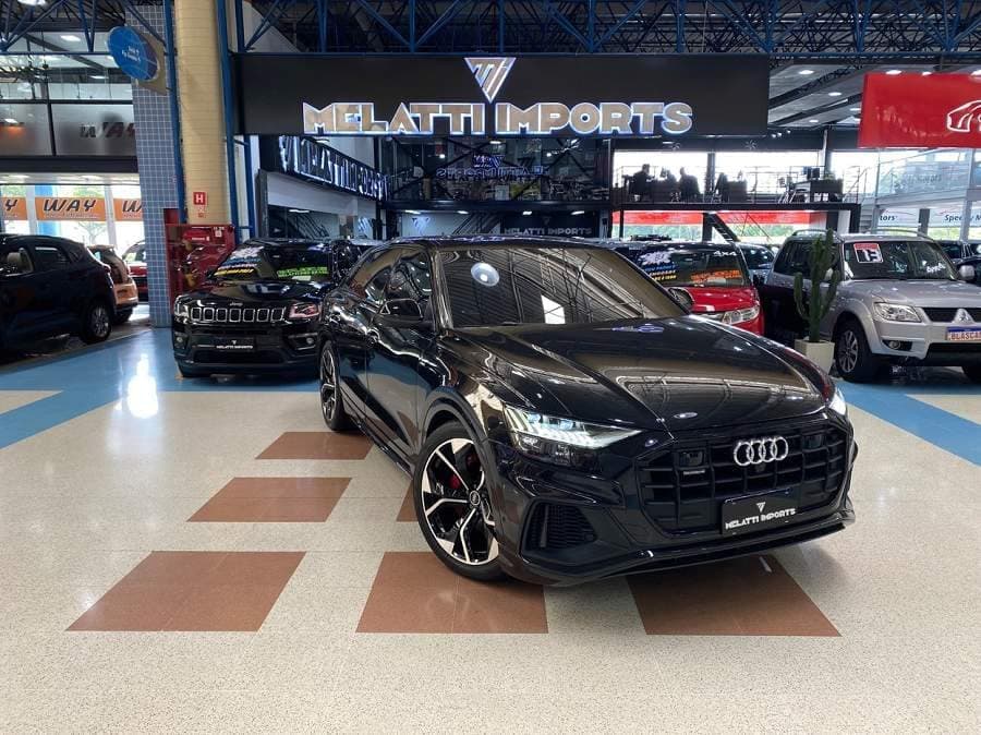 Audi Q8 3.0 TFSI PERFORMANCE BLACK