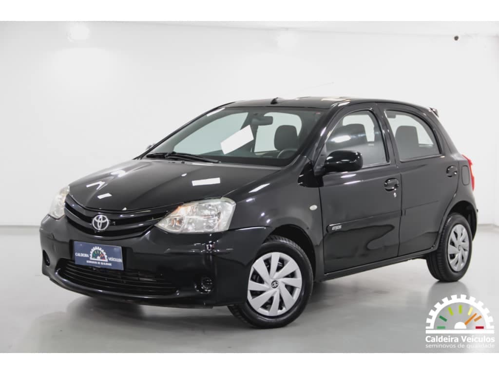 Toyota Etios 1.3 XS 16V FLEX 4P MANUAL