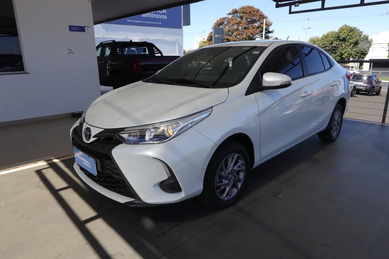 Toyota Yaris 1.5 16V FLEX SEDAN XS MULTIDRIVE
