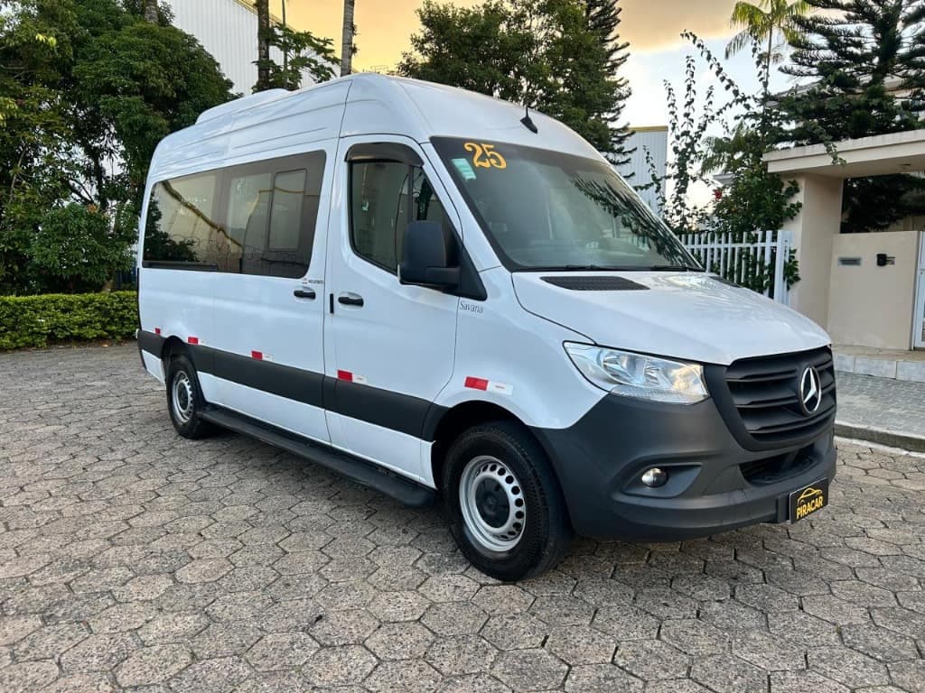 Mercedes-Benz Sprinter 417 VAN 16 LUGARES