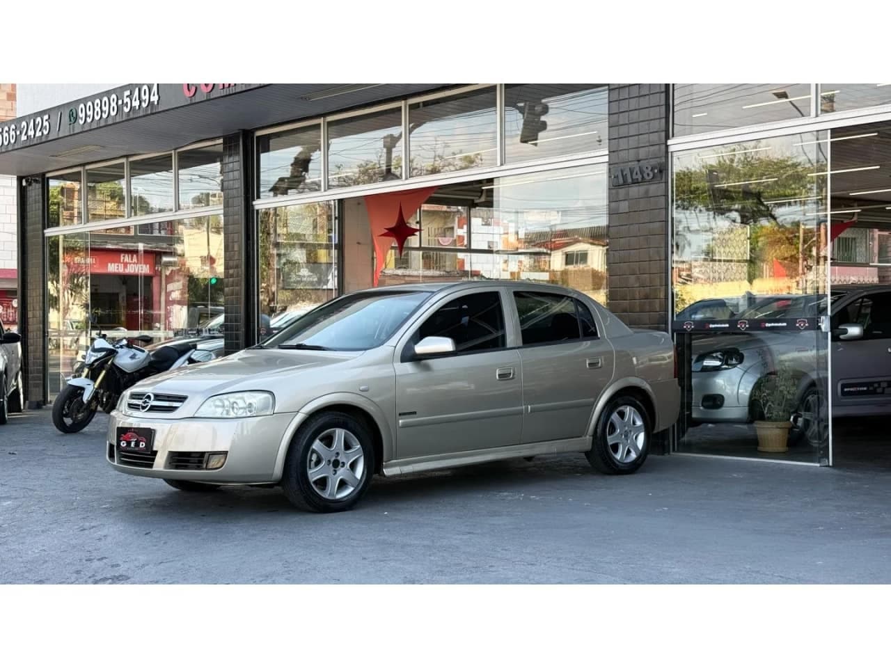Chevrolet Astra 2.0 MPFI ADVANTAGE 8V FLEX 4P AUTOMÁTICO