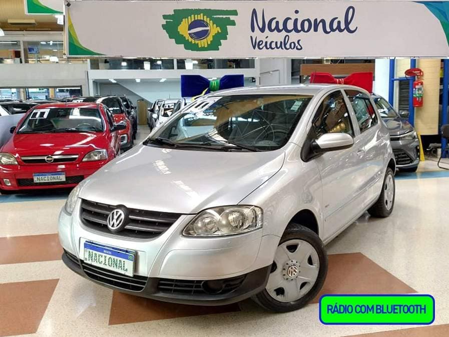 Volkswagen Fox 1.6 PLUS + RÁDIO COM BLUETOOTH