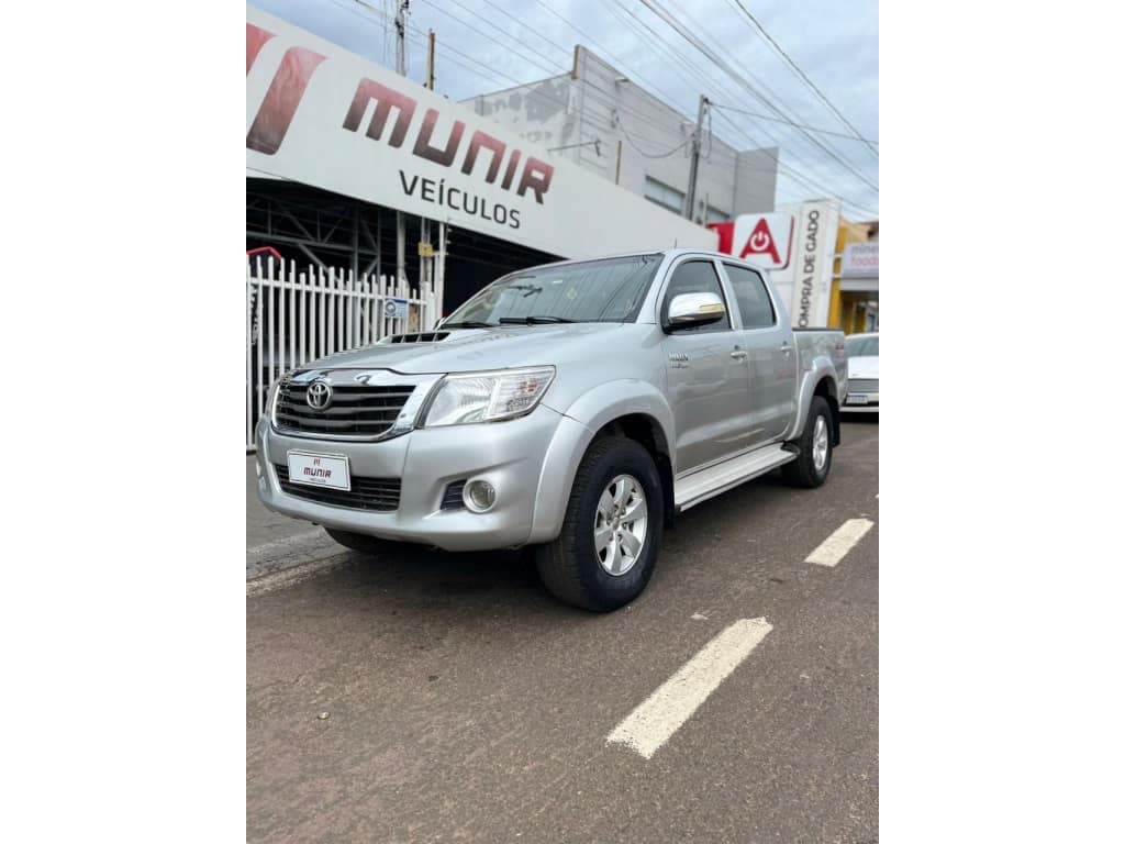 Toyota Hilux 3.0 SRV 4X4 CD 16V TURBO INTERCOOLER DIESEL 4P AUTOMÁTICO