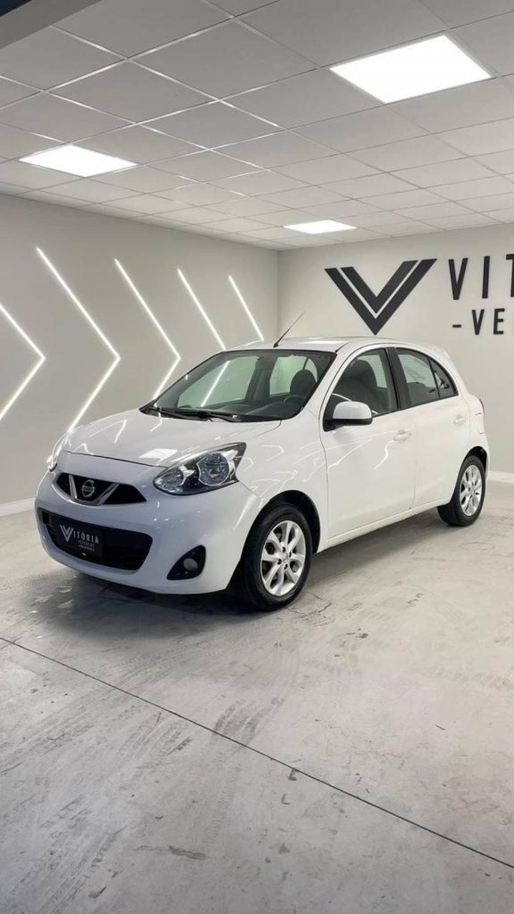 Nissan March SV 1.6 16V FlexStart 5p Mec.