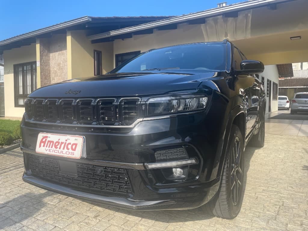Jeep Commander Blackhawk Hurricane