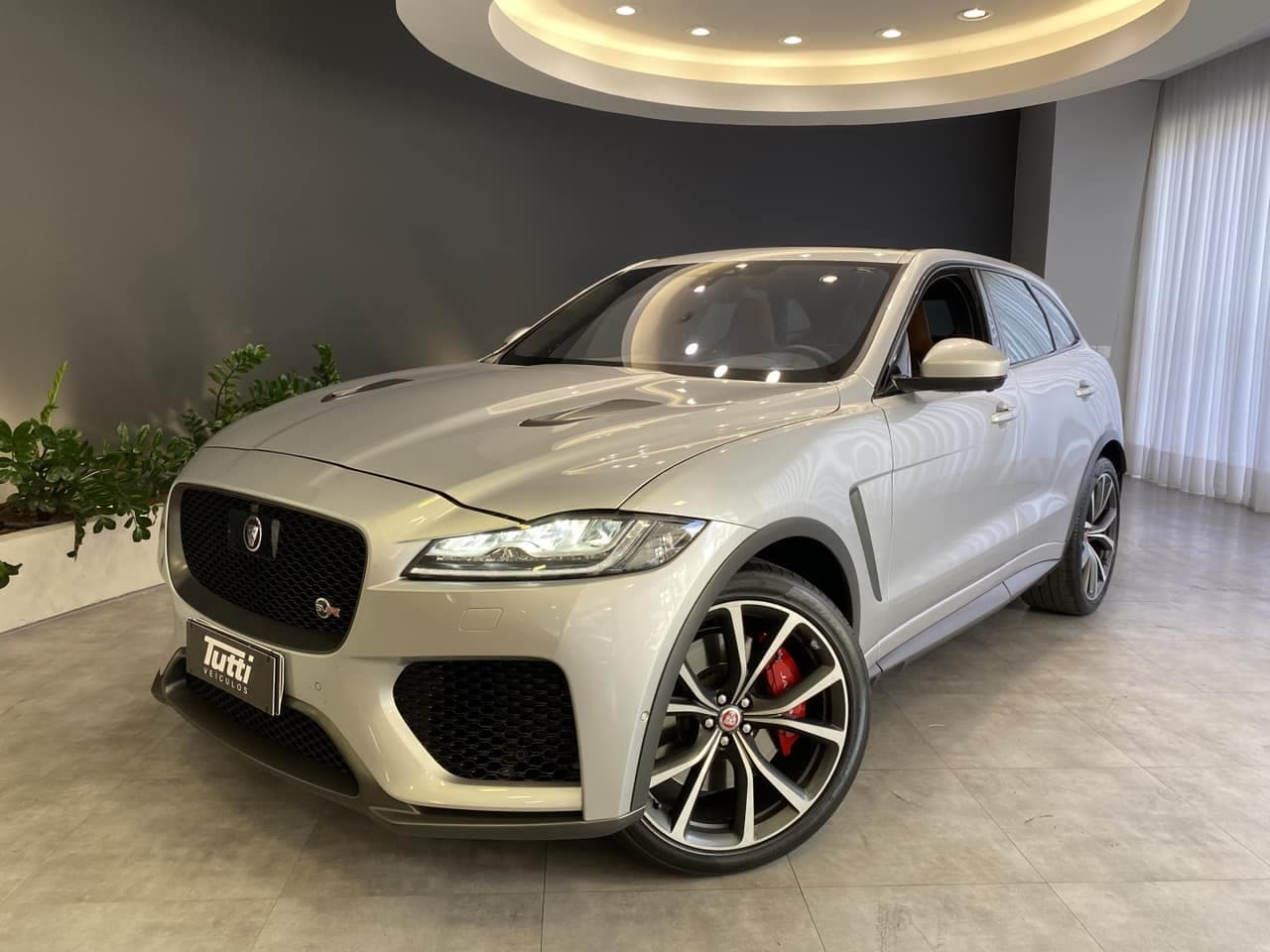 Jaguar F-Pace 5.0 V8 SUPERCHARGED SVR AWD 4P AUTOMÁTICO