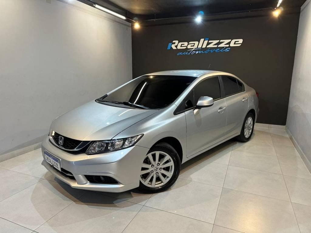 Honda Civic 1.8 SEDAN LXS FLEX AUT.