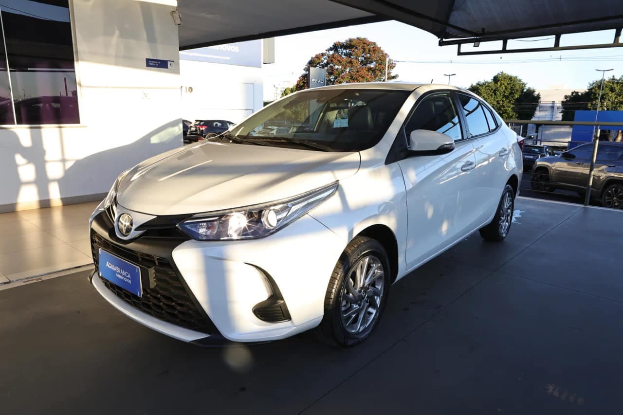 Toyota Yaris 1.5 16V FLEX SEDAN XS MULTIDRIVE