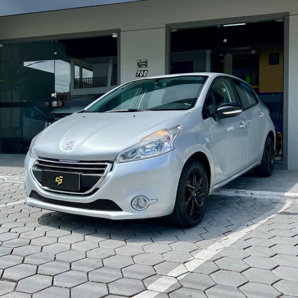 Peugeot 208
