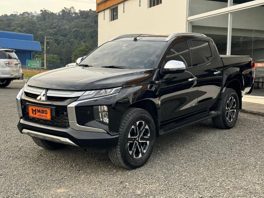 Mitsubishi L200 TRITON HPE-S AUT.4x4