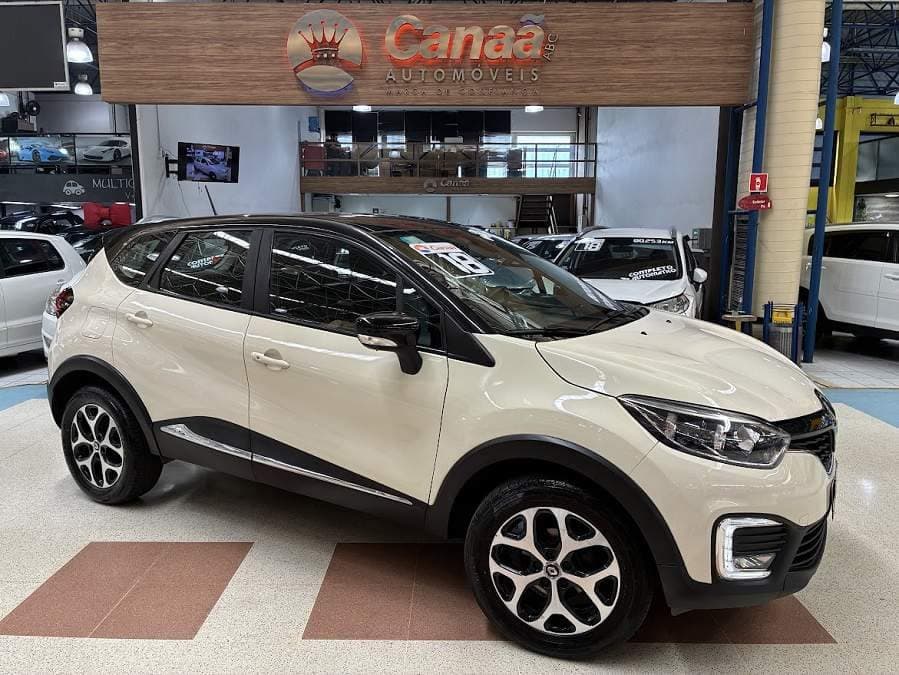 Renault Captur 1.6 INTENSE CVT -