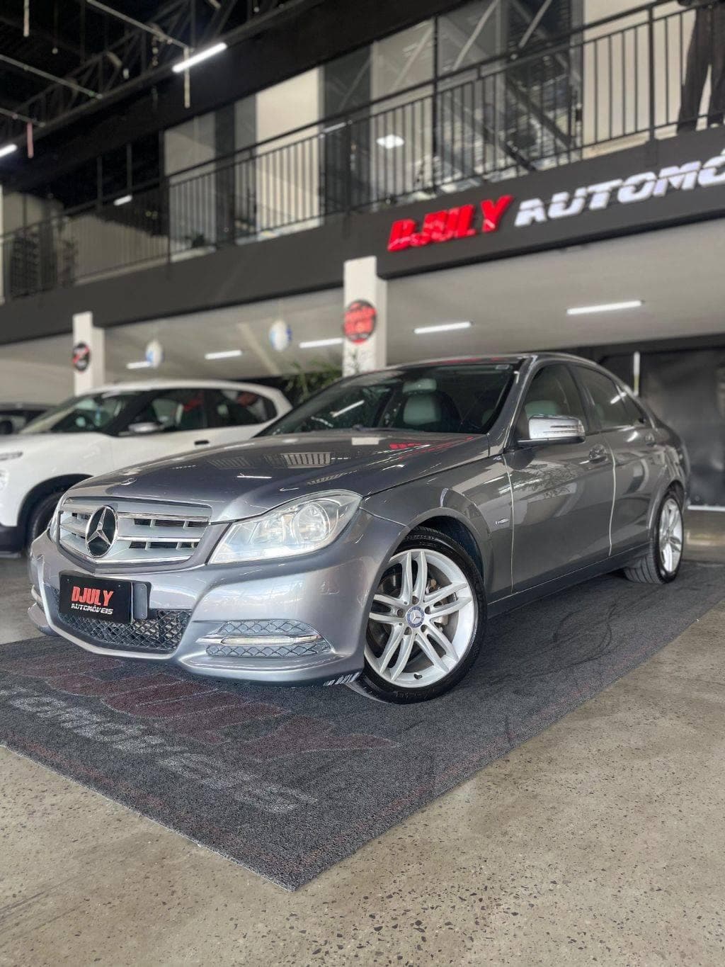 Mercedes-Benz C-180 C-180 CGI Classic 1.8 16V 156cv Aut.