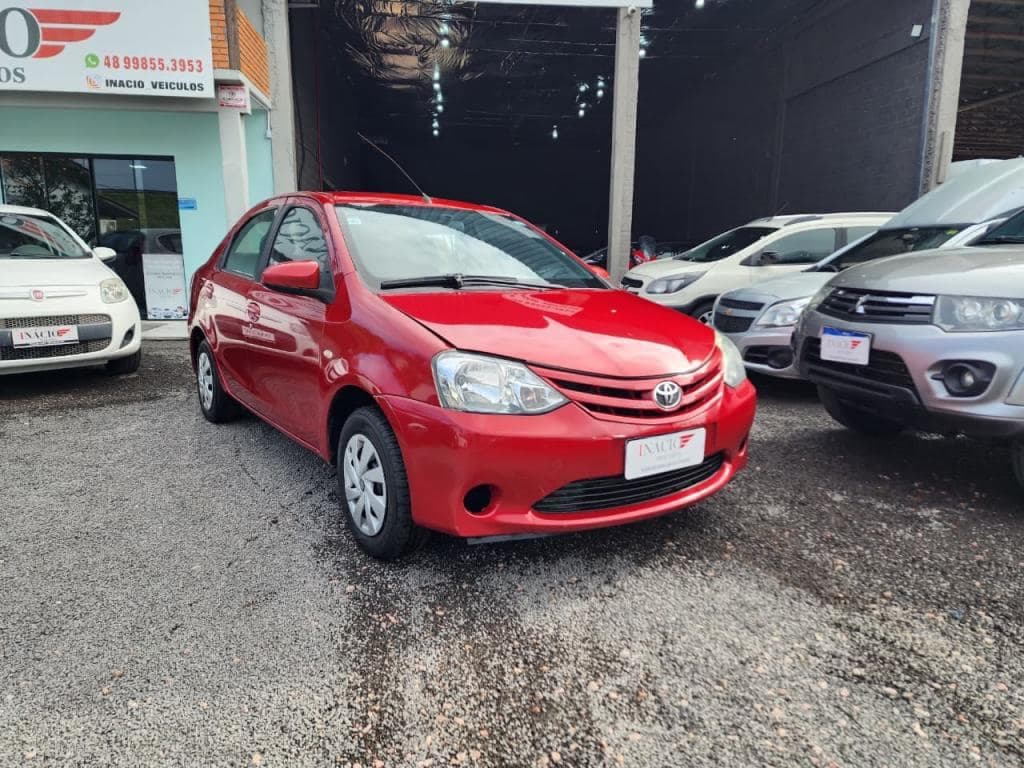 Toyota ETIOS XS 1.5 Flex 16V 5p Mec.