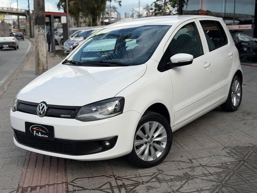 Volkswagen Fox BLUEMOTION 1.0 Mi Total Flex 12V 5p