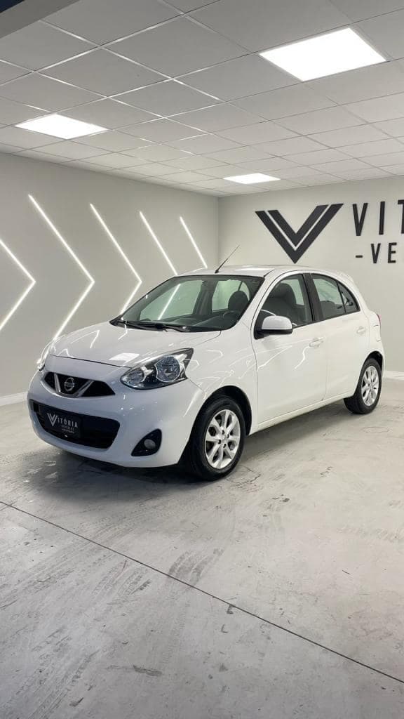Nissan MARCH SV 1.6 16V FlexStart 5p Mec.