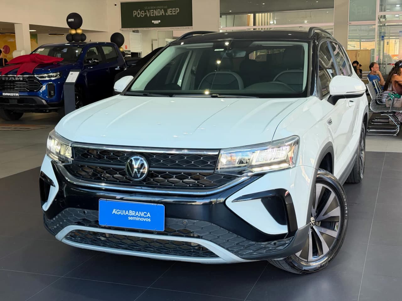 Volkswagen Taos 1.4 250 TSI TOTAL FLEX COMFORTLINE AUTOMÁTICO