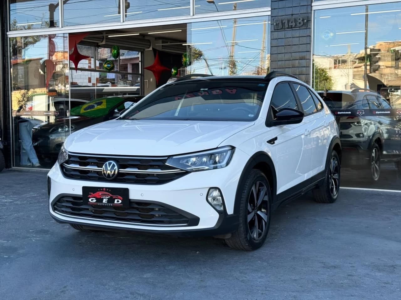 Volkswagen Nivus 1.0 200 TSI TOTAL FLEX HIGHLINE AUTOMÁTICO