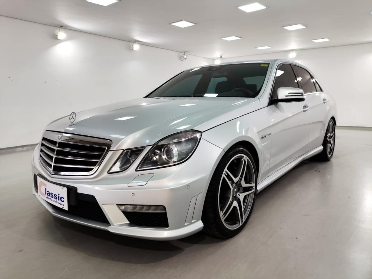 Mercedes-Benz E-63 6.2 SEDAN V8 32V GASOLINA 4P AUTOMÁTICO