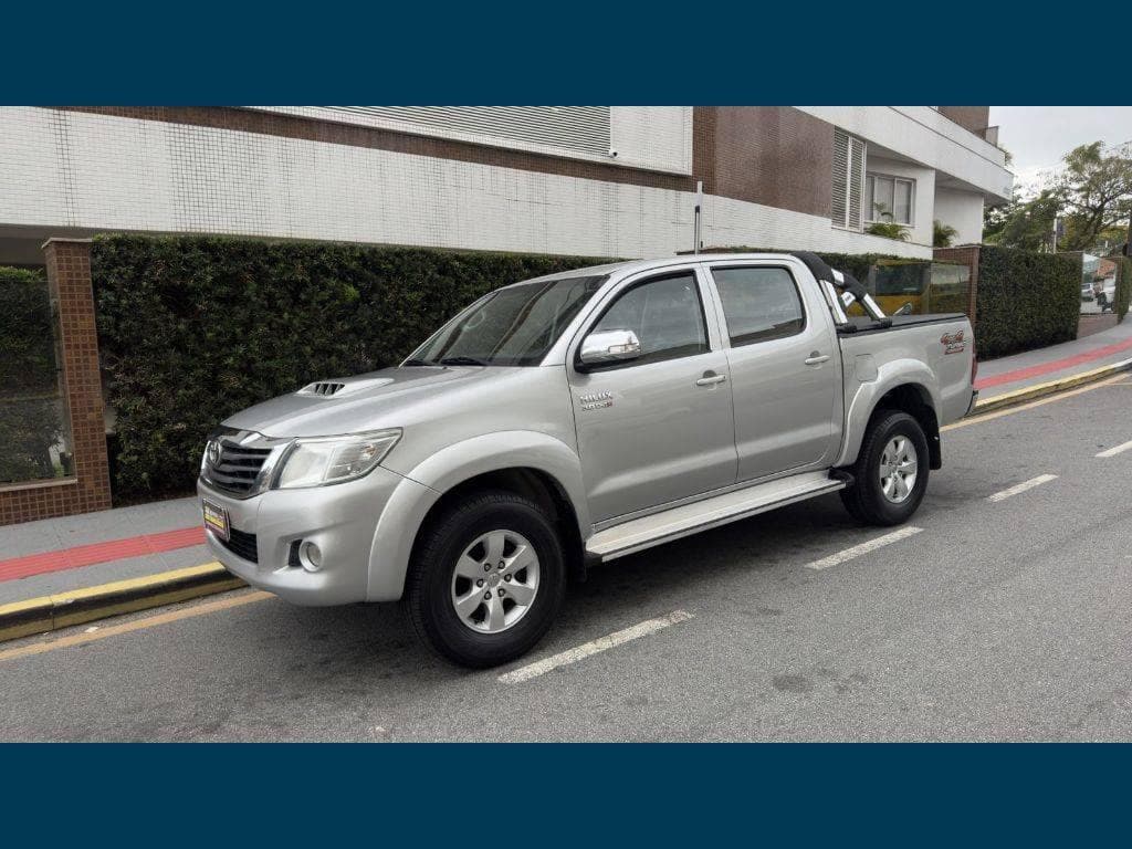 Toyota Hilux CD SRV D4-D 4x4 3.0 TDI Diesel Aut