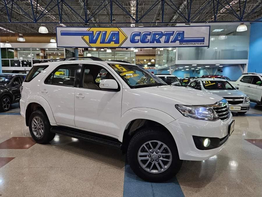 Toyota Hilux SW4 2.7 SR 4X2 16V