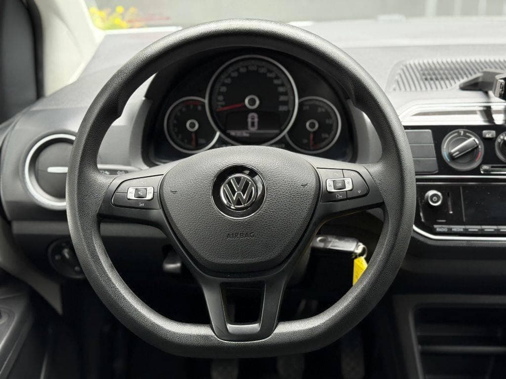 Volkswagen UP up! Xtreme 1.0 TSI Total Flex 12V 5p
