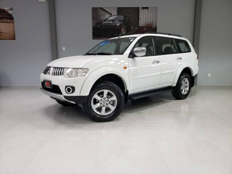 Mitsubishi Pajero 3.2 4x4 T.I. Dies. 5p Aut.