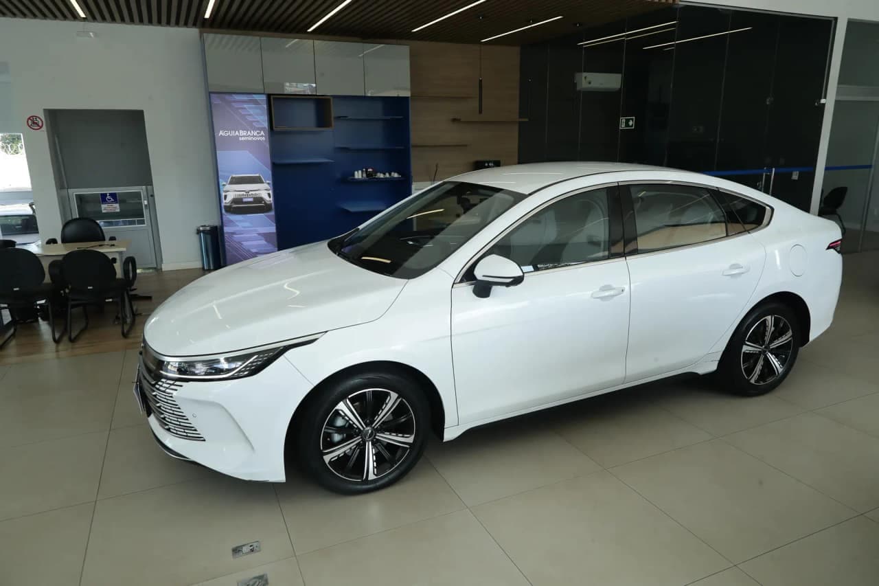 BYD King 1.5 DM-I PHEV GL AUTOMÁTICO
