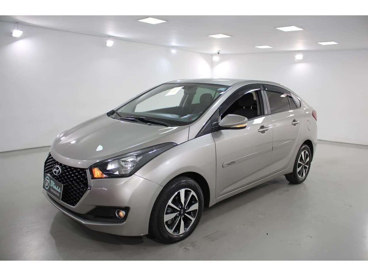 Hyundai HB20 1.6 COMFORT PLUS 16V FLEX 4P AUTOMÁTICO