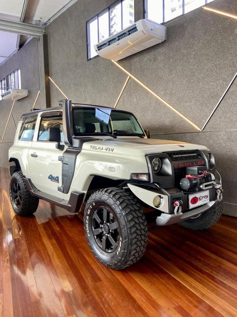 Troller T-4 4x4 3.2 Tdi Cap.Rígida Die. Aut.
