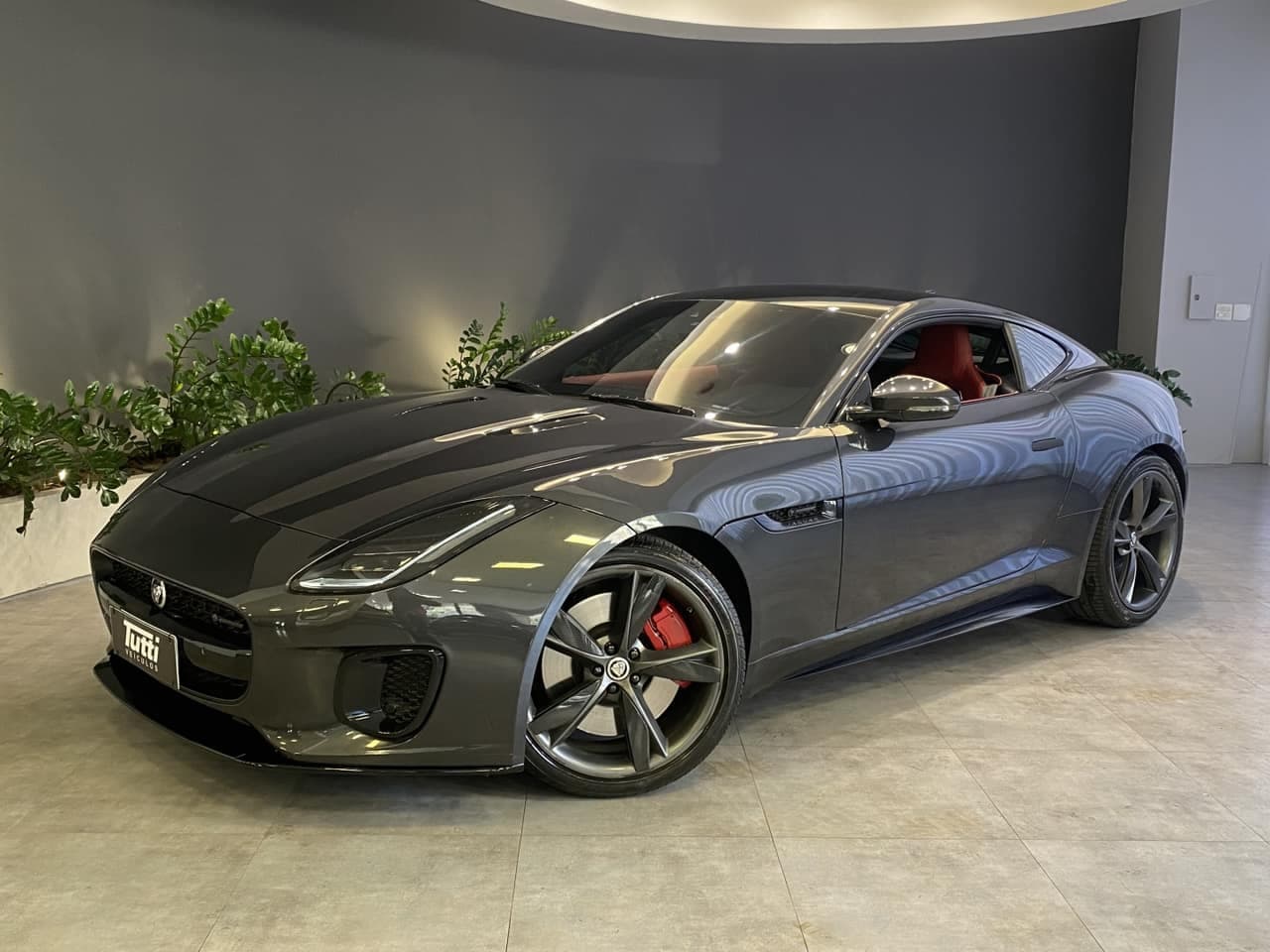 Jaguar F-Type 2.0 P300 GASOLINA R-DYNAMIC COUPÉ AUTOMÁTICO