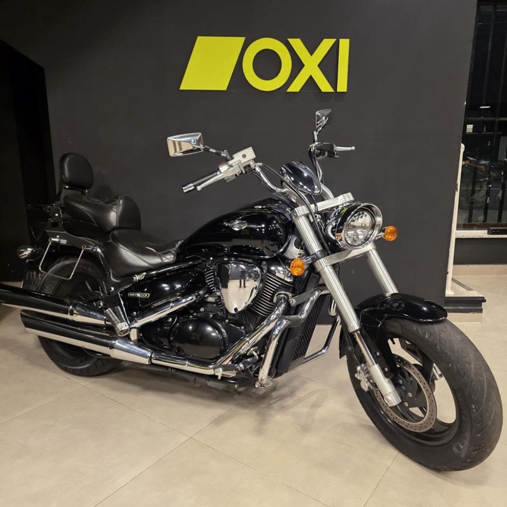 Suzuki BOULEVARD M800