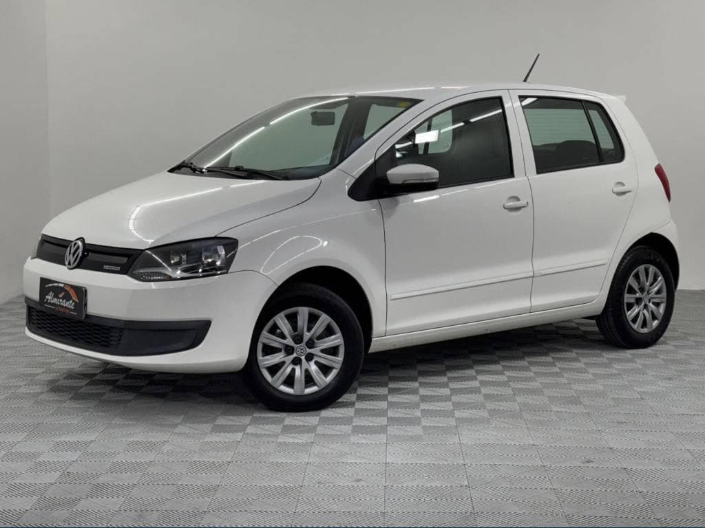 Volkswagen Fox BLUEMOTION 1.0 Mi Total Flex 12V 5p