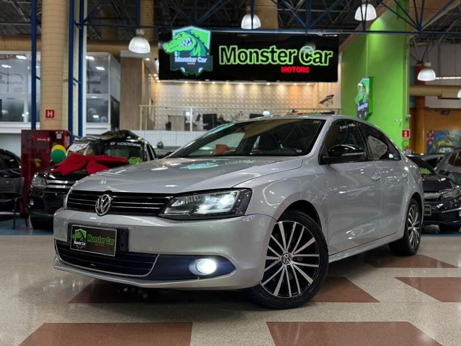 Volkswagen Jetta 2.0 TSI - GASOLINA/AUT/COMP/