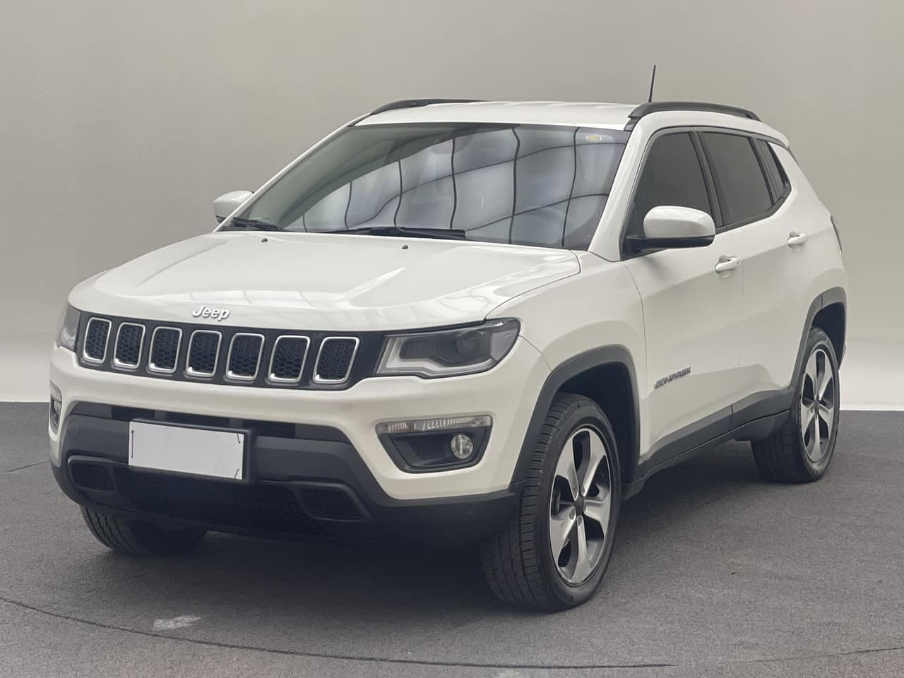 Jeep Compass COMPASS LONGITUDE 2.0 4x4 Dies. 16V Aut.