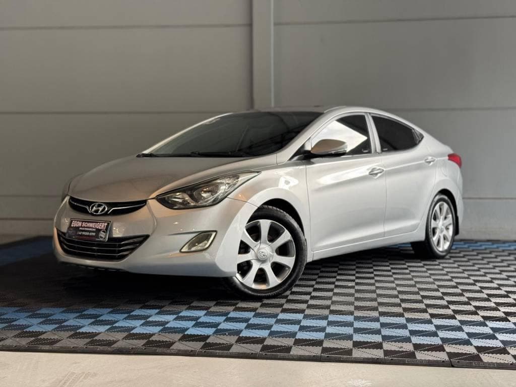 Hyundai Elantra GLS 1.8