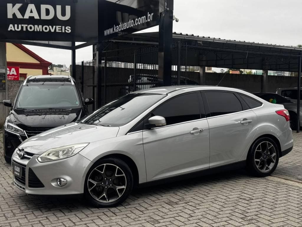 Ford Focus 2.0 SED. TI.TI.PLUS FLEX AUT 16V