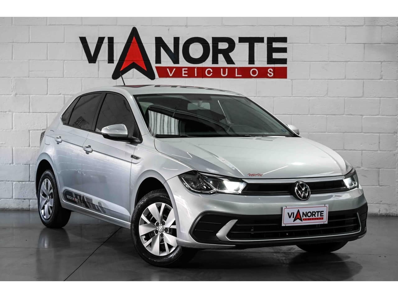 Volkswagen Polo 1.0 MPI MANUAL
