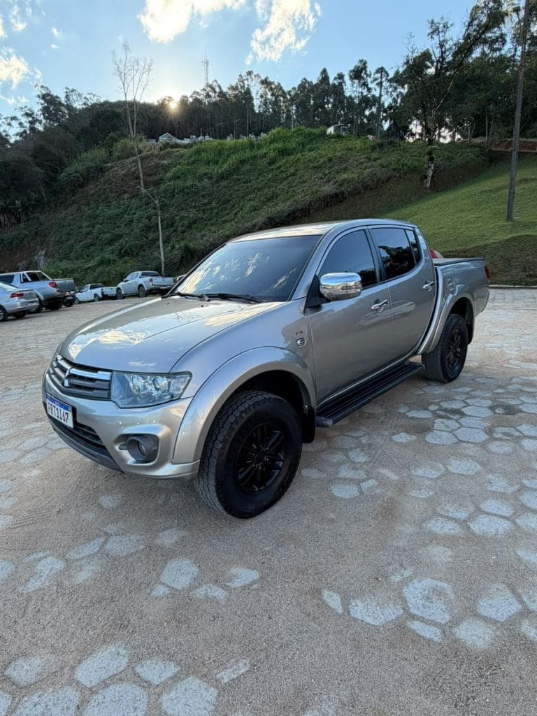 Mitsubishi L200 Triton HPE 3.2 CD TB Int.Diesel Aut
