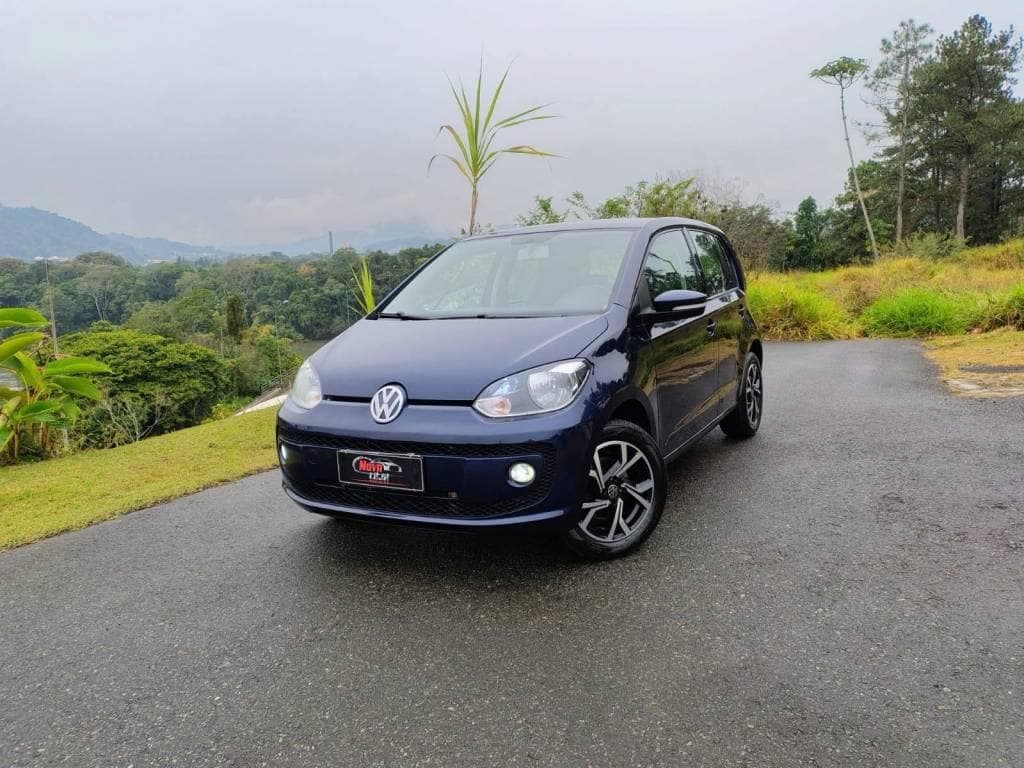 Volkswagen up! move 1.0 TSI Total Flex 12V 5p