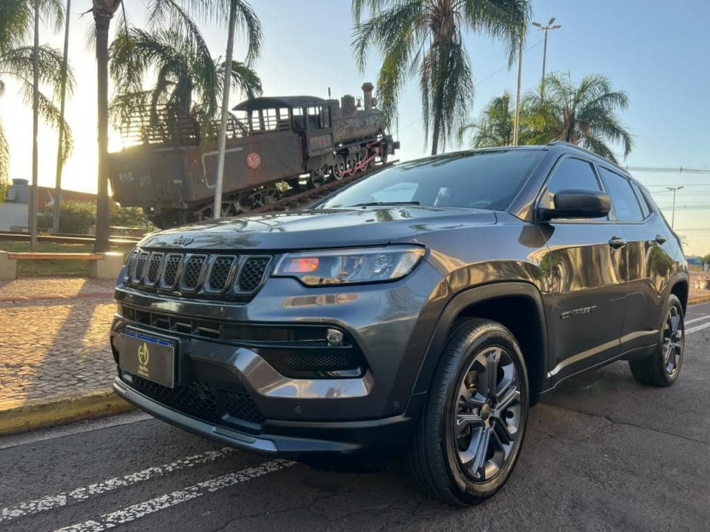 Jeep COMPASS T270 80 Anos 1.3 TB 4x2 Flex Aut