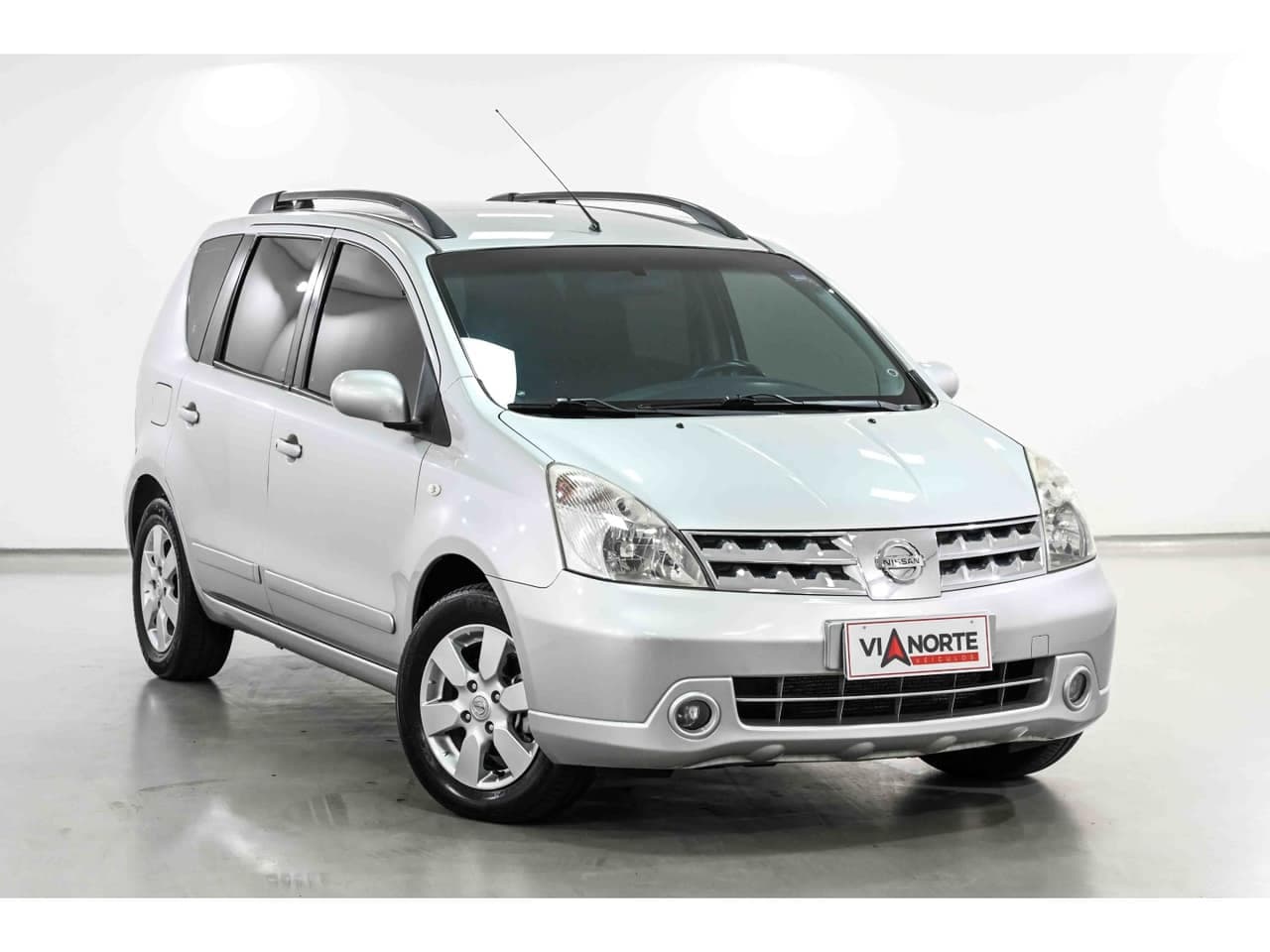 Nissan Livina 1.8 SL 16V FLEX 4P AUTOMÁTICO