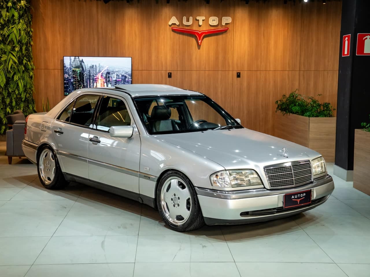 Mercedes-Benz C 2.8 ELEGANCE 6 CILINDROS GASOLINA 4P AUTOMÁTICO