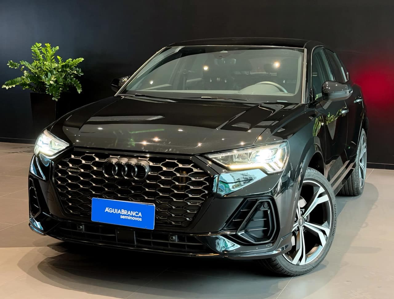 Audi Q3 2.0 40 TFSI GASOLINA SPORTBACK PERFORMANCE BLACK PLUS QUATTRO TIPTRONIC