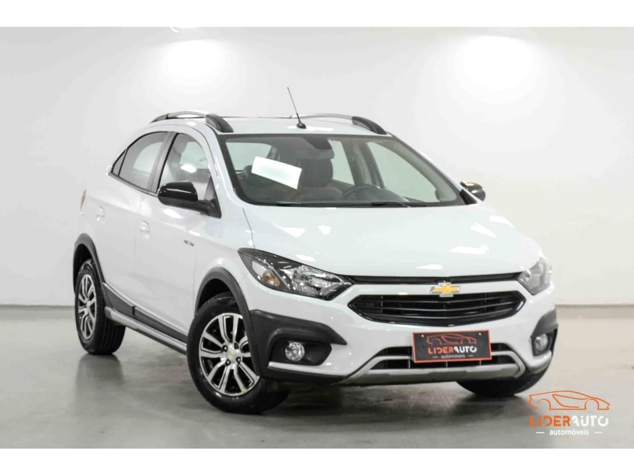 Chevrolet Onix 1.4 MPFI ACTIV 8V FLEX 4P MANUAL